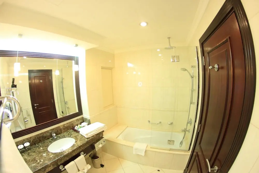 هتل گرند رگال